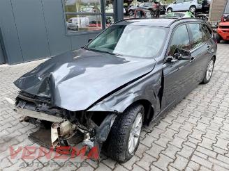 damaged passenger cars BMW 3-serie 3 serie Touring (F31), Combi, 2012 / 2019 320d 2.0 16V 2014/2