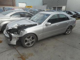škoda osobní automobily Mercedes C-klasse  2001/1