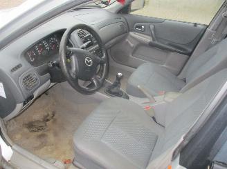 Mazda 323 sedan picture 6