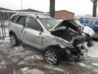uszkodzony samochody osobowe Opel Antara  2012/1