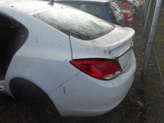 damaged commercial vehicles Opel Insignia  2010/1
