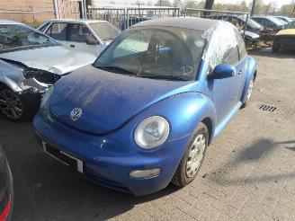 disassembly microcars Volkswagen Beetle  2004/1