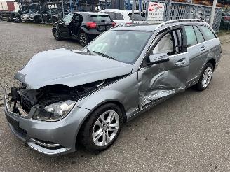 Damaged car Mercedes C-klasse  2013/1