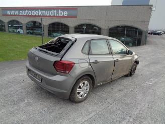 Salvage car Volkswagen Polo 1.0 I CHYC BV SND 2017/11