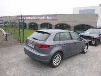 Vaurioauto  passenger cars Audi A3 1.6 TDI  ATTRACTION 2014/5