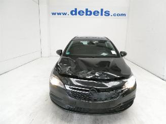 Vaurioauto  passenger cars Opel Astra 1.4 EDITION 2016/12