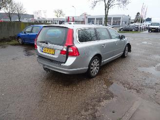 Volvo V-70 2.0   D3  Limited edition picture 6