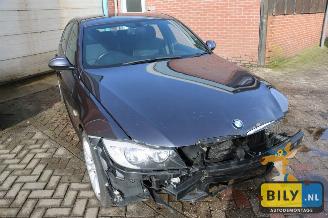 damaged commercial vehicles BMW 3-serie E90 320i 2007/2