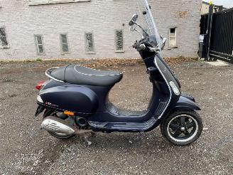 danneggiata scooter Vespa  50 PIAGGIO 2014/5