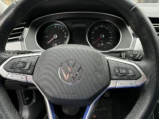 Volkswagen Passat AUTOMAAT GTE HYBRIDE NAVI CLIMA CAMERA PDC B.J 2022 picture 10