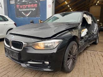 Damaged car BMW 3-serie 3 serie Touring (F31), Combi, 2012 / 2019 318d 2.0 16V 2014/5