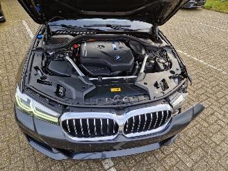 BMW 5-serie 520e M Sport touring Plug-In hybride * Panorama schuifdak * Ambiente * Live Cockpit Prof. * LED * Leren Sportstoelen *DAB * picture 7