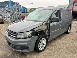 Voiture accidenté Volkswagen Caddy maxi 2.0 TDI 2018/2