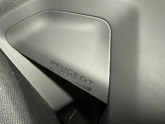 Peugeot 208 ALLURE PACK // I-COCKPIT // picture 8