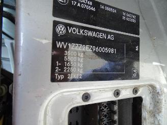 Volkswagen Crafter 2.5 TDi picture 7