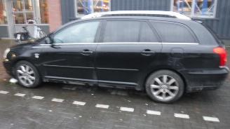 Toyota Avensis  picture 8