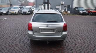Toyota Avensis  picture 4