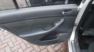 Toyota Avensis  picture 11