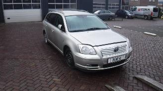 Toyota Avensis  picture 7